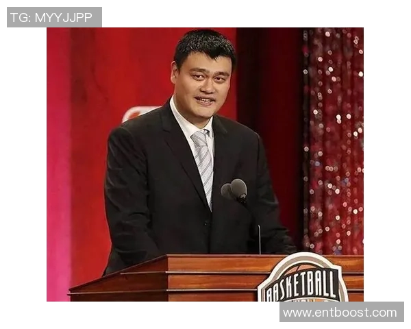 2009年NBA赛季姚明的辉煌表现与伤病困扰的双重挑战分析 2009年NBA赛季姚明的辉煌表现与伤病困扰的双重挑战分析