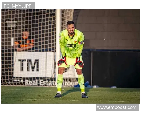 瓦伦西亚新援因伤缺席联赛，球队或将寻求内部解决方案